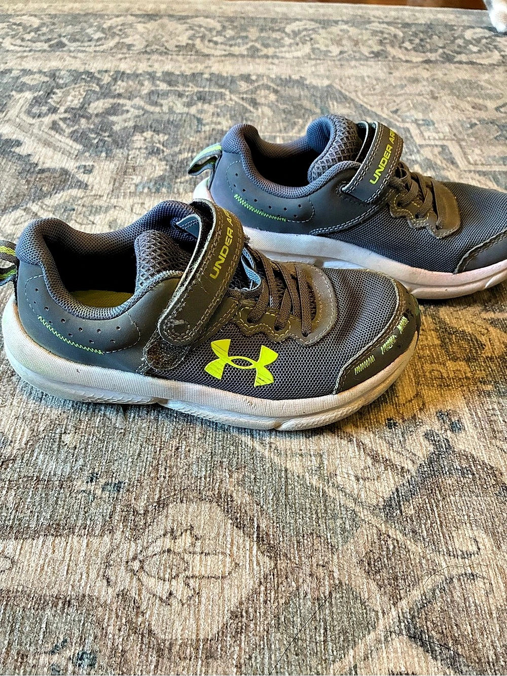 Under Armour Running Shoes Boys Gray & Green Sneakers